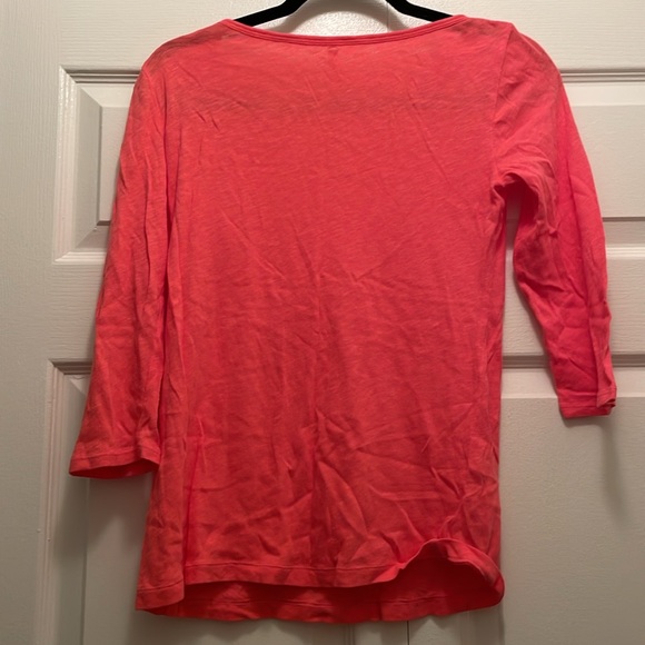 Ann Taylor Loft Coral Quarter Length Shirt - Picture 3 of 3